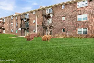 194 Sawmill Rd, Brick, NJ 08724 - Photo 4
