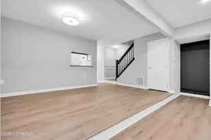 269 Constitution Cir, North Brunswick Township, NJ 08902 - Photo 6