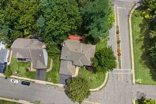 30 Alpine Dr, Morganville, NJ 07751 - Photo 96
