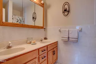 16 Whitman Ct, Freehold, NJ 07728 - Photo 36