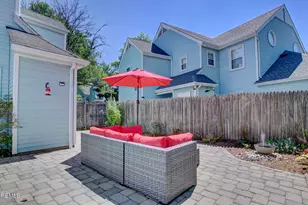 16 Whitman Ct, Freehold, NJ 07728 - Photo 4