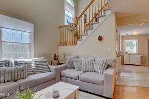 16 Whitman Ct, Freehold, NJ 07728 - Photo 16