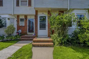 10 Begonia Ct, Sayreville, NJ 08872 - Photo 4
