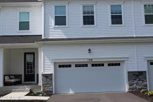 139 Woolley Ct, Oakhurst, NJ 07755 - Photo 2