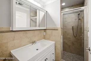 4 Jeanine Ln, Wallington, NJ 07057 - Photo 10