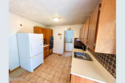 55 Western Drive, Howell Township, NJ 07731 - Photo 6