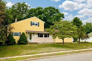 55 Western Dr, Howell Township, NJ 07731 - Photo 1