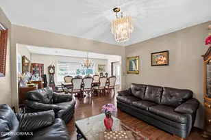 55 Roslyn Ct, Long Branch, NJ 07740 - Photo 2