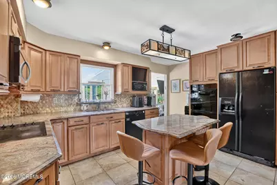55 Roslyn Court, Long Branch, NJ 07740 - Photo 4