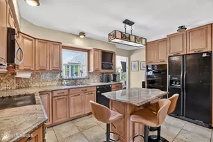 55 Roslyn Ct, Long Branch, NJ 07740 - Photo 4