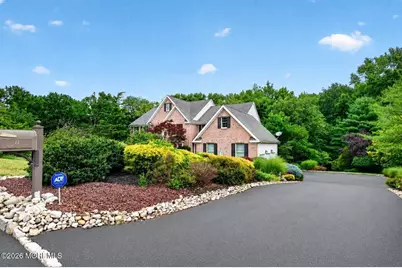 11 Palmer Circle, Millstone Township, NJ 08535 - Photo 2