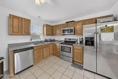 907 Harris Avenue, Union Beach, NJ 07735 - Photo 16