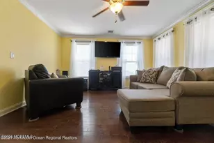 140 Twilight Ave, Keansburg, NJ 07734 - Photo 2