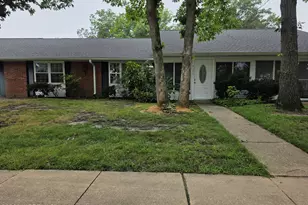 437C Portsmouth Dr, Lakewood, NJ 08701 - Photo 2