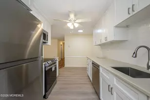 178 Amberly Dr, Manalapan Township, NJ 07726 - Photo 4