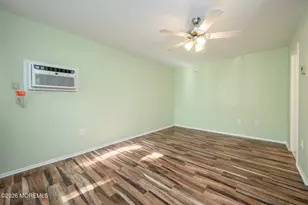 178 Amberly Dr, Manalapan Township, NJ 07726 - Photo 14