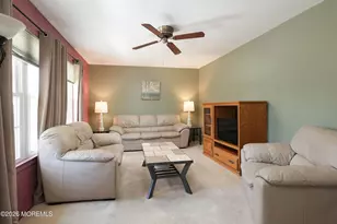 7 Parkview Dr, Hazlet Township, NJ 07730 - Photo 6