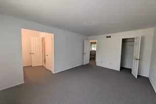 44 Davids Ct, South Brunswick Township, NJ 08512 - Photo 4
