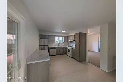 44 Davids Court, South Brunswick Township, NJ 08512 - Photo 4