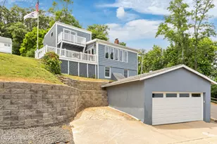 1 Light House Rd, Highlands, NJ 07732 - Photo 2