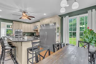 360 Wardell Rd, Tinton Falls, NJ 07753 - Photo 8