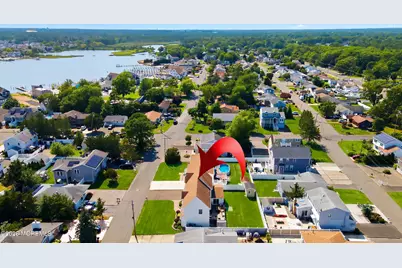 190 Pinewood Road, Toms River Township, NJ 08753 - Photo 36