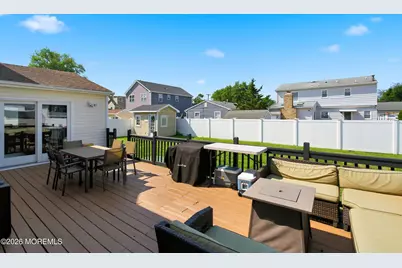 190 Pinewood Road, Toms River Township, NJ 08753 - Photo 32