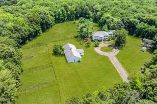 447 Stagecoach Rd, Millstone Township, NJ 08510 - Photo 4