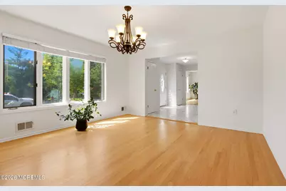 38 Knob Hill Road, Morganville, NJ 07751 - Photo 4