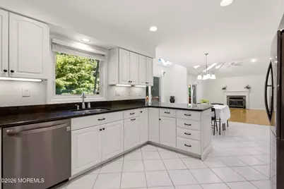 38 Knob Hill Road, Morganville, NJ 07751 - Photo 10