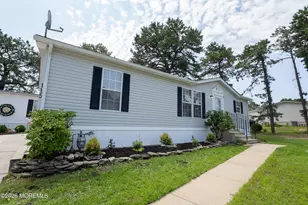 115 Briarwood Ct, Whiting, NJ 08759 - Photo 2