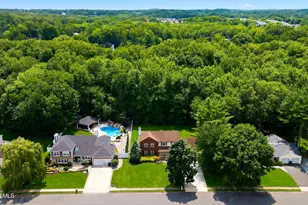 4 Carriage Ct, Marlboro Township, NJ 07746 - Photo 44