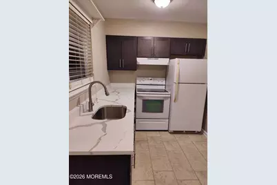 215 Washington Street #34, Toms River Township, NJ 08753 - Photo 4