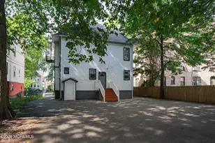 92 Chestnut St, East Orange, NJ 07018 - Photo 24