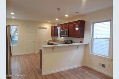538 Myrtle Avenue, Neptune Township, NJ 07753 - Photo 6
