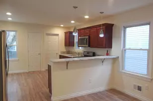 538 Myrtle Ave, Neptune Township, NJ 07753 - Photo 6