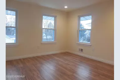 538 Myrtle Avenue, Neptune Township, NJ 07753 - Photo 8