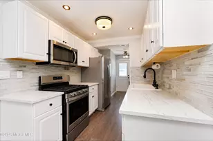 121 Seawood Dr, Keyport, NJ 07735 - Photo 8