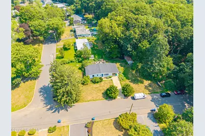 184 Parkview Terrace, Lincroft, NJ 07738 - Photo 28
