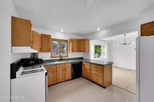 406 Midstreams Rd, Brick, NJ 08724 - Photo 12