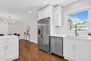 11 W Park Ave, Belford, NJ 07718 - Photo 10
