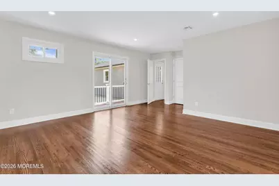 11 W Park Avenue, Belford, NJ 07718 - Photo 14