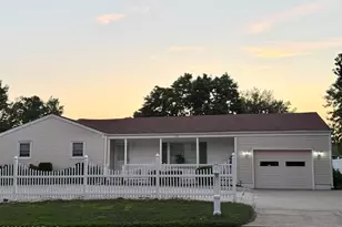 104 Nautilus Dr, Manahawkin, NJ 08050 - Photo 2