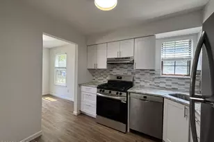33 Wyndham Pl, Robbinsville Township, NJ 08691 - Photo 8