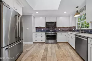 15 Mohawk Ave, Red Bank, NJ 07701 - Photo 14