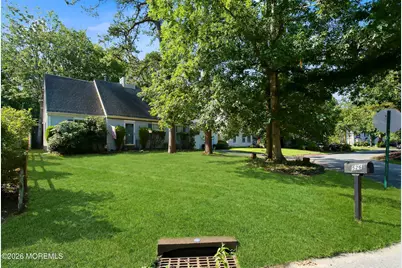 526 E Revere Way, Galloway, NJ 08205 - Photo 2