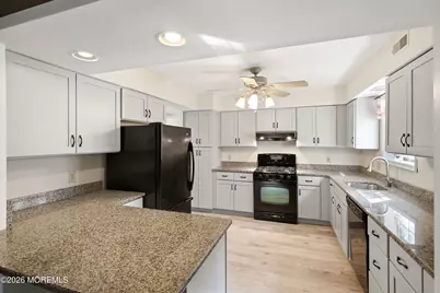 526 E Revere Way, Galloway, NJ 08205 - Photo 12
