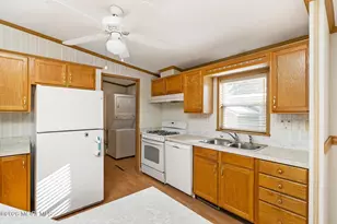 405 Maplehurst Ct, Manchester Township, NJ 08759 - Photo 8