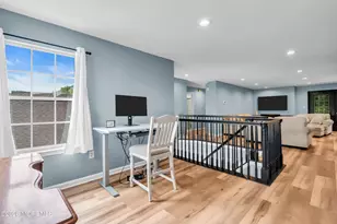 14 Evergreen Ct, Freehold, NJ 07728 - Photo 10