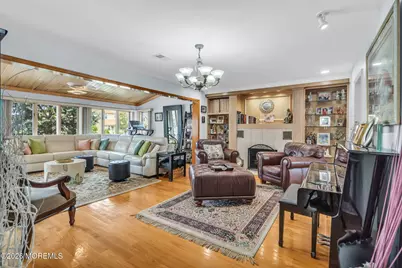 22 Parkway, Point Pleasant Beach, NJ 08742 - Photo 10